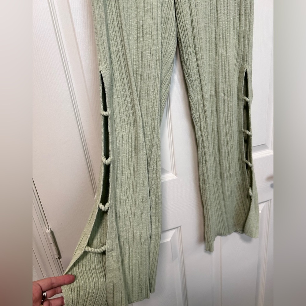 Free-est FP Beach Feeling Good Sweater Pants light green